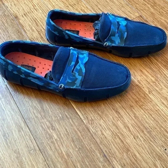 Men’s swims shoes size 8 blue like new - Picture 1 of 7